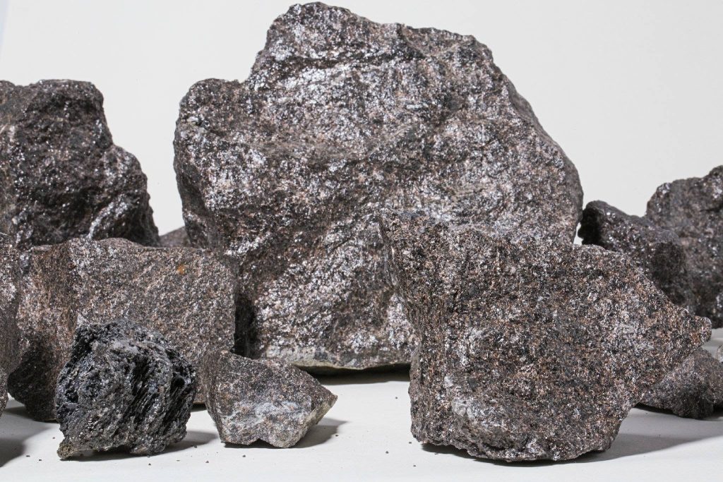 CHAOYAN product photograph of Refractory Brown Fused Alumina 8-20mm Grain