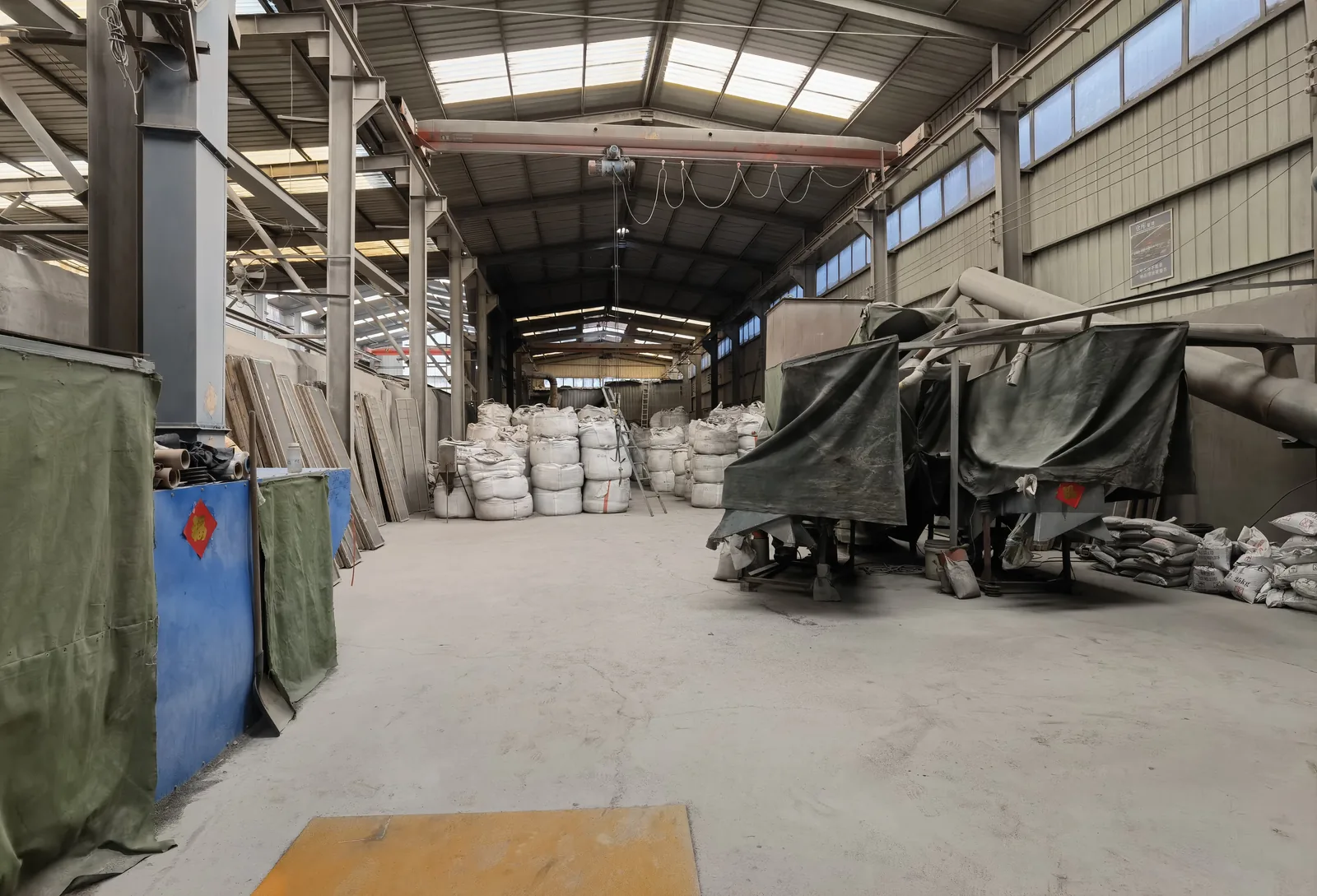 Brown fused alumina processing hall